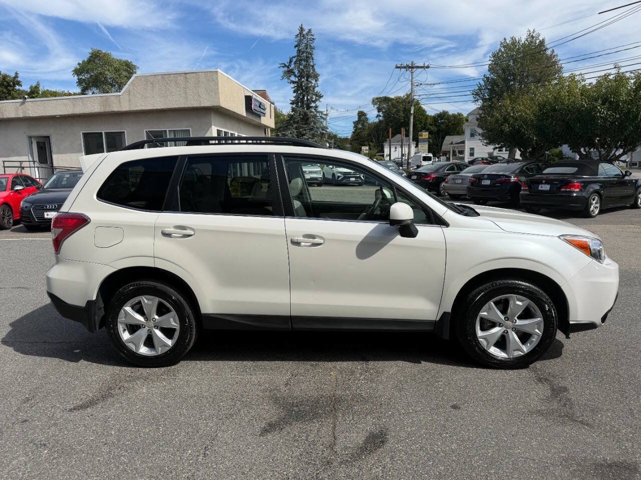 Used 2015 Subaru Forester 2.5i Limited AWD/4WD image 10