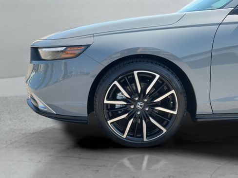 Used 2024 Honda Accord Touring image 26