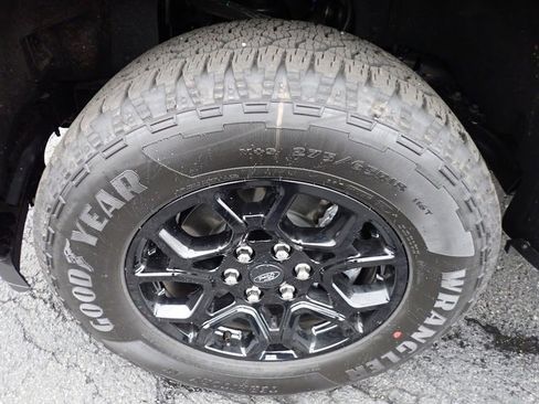 Certified 2025 Ford F150 STX image 12