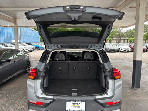 Used 2025 Buick Encore GX Preferred FWD image 30