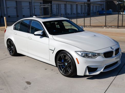 Used 2015 BMW M3 image 20