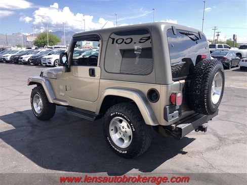 Used 2003 Jeep Wrangler Sahara AWD/4WD image 6