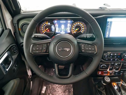 New 2026 Jeep Gladiator Mojave image 14