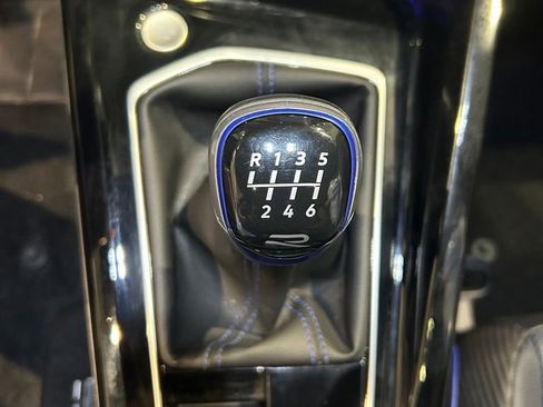 Used 2024 Volkswagen Golf R AWD/4WD image 22