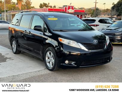 Used 2017 Toyota Sienna LE