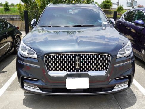 Used 2020 Lincoln Aviator Black Label w/ Dynamic Handling Package AWD/4WD image 2