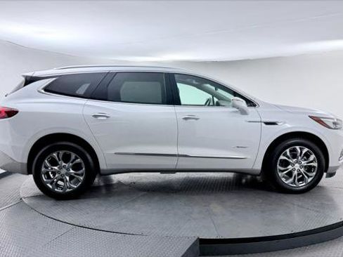Used 2018 Buick Enclave Avenir w/ Avenir Technology Package FWD image 8