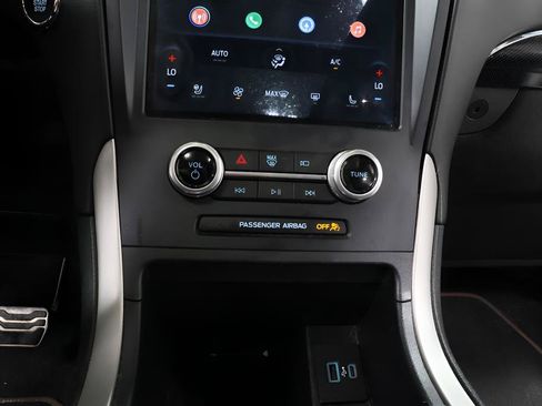 Used 2021 Ford Edge ST-Line AWD/4WD image 11