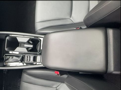 Used 2024 Honda Accord EX-L image 40