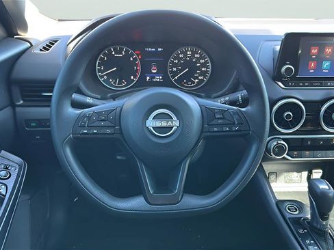Used 2025 Nissan Sentra S FWD image 15