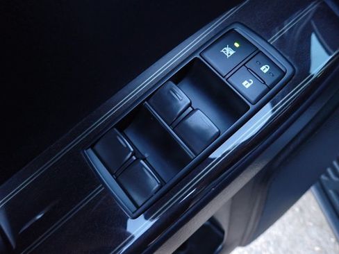 Used 2021 Lexus GX 460 Premium w/ Accessory Package AWD/4WD image 15