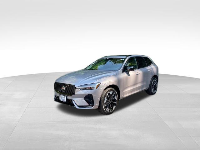 Certified 2026 Volvo XC60 B5 Plus w/ Climate Package AWD/4WD image 4