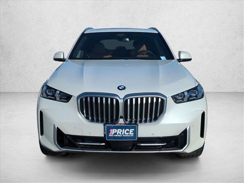 Used 2024 BMW X5 xDrive40i w/ Premium Package AWD/4WD image 2