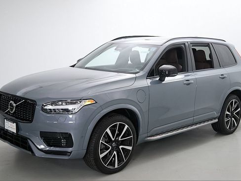 Used 2023 Volvo XC90 T8 Ultimate w/ Lounge Package AWD/4WD image 6