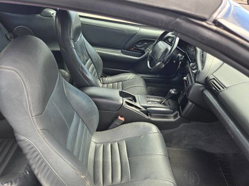 Used 1995 Chevrolet Camaro LT RWD image 29