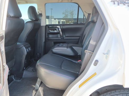 Used 2019 Toyota 4Runner TRD Off-Road Premium image 28