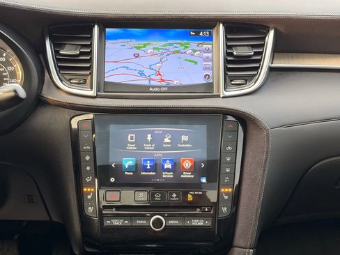 Used 2019 INFINITI QX50 Essential image 25