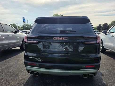 Used 2024 GMC Acadia Elevation FWD image 5