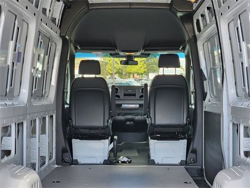 New 2025 Mercedes-Benz Sprinter 2500 image 14