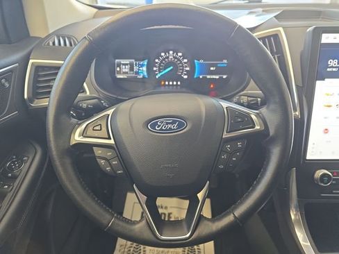 Used 2024 Ford Edge Titanium image 14