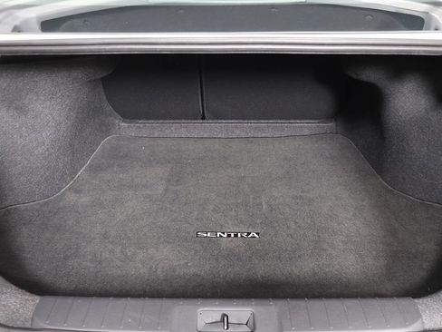 Used 2023 Nissan Sentra SV FWD image 17