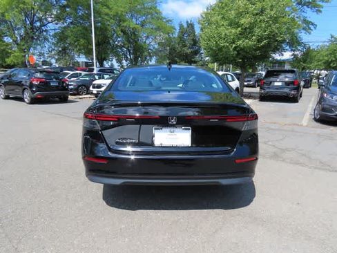 Used 2024 Honda Accord EX image 5