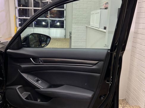 Used 2022 Honda Accord Sport image 14