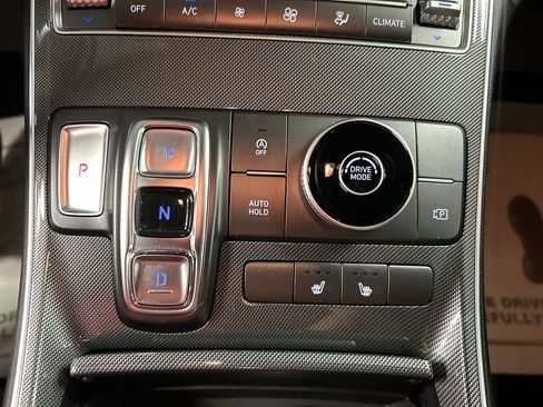 Used 2022 Hyundai Santa Fe SEL w/ Convenience Package image 18