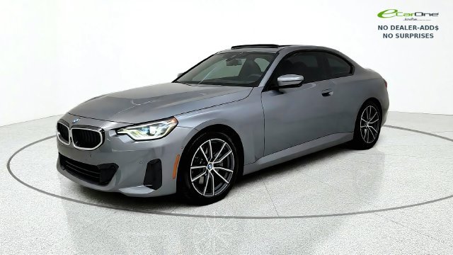 Used 2025 BMW 230i Coupe RWD image 3
