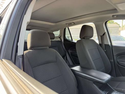 Used 2020 GMC Terrain SLE w/ Driver Convenience Package AWD/4WD image 12