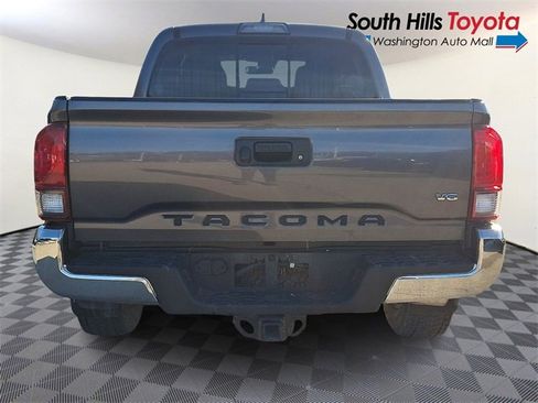 Used 2019 Toyota Tacoma TRD Off-Road image 5
