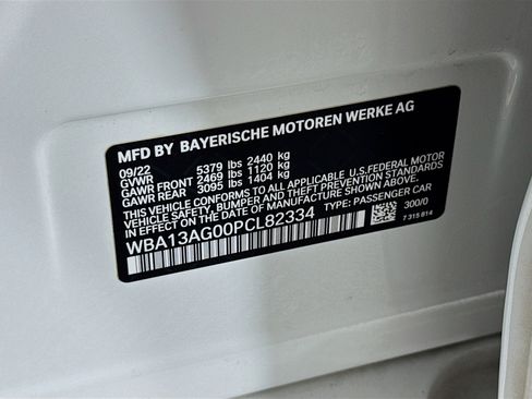 Used 2023 BMW 530e w/ M Sport Package image 39