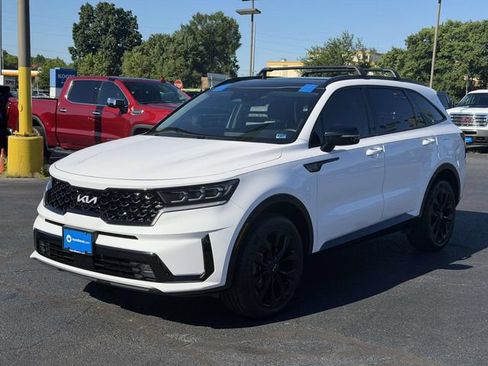 Used 2023 Kia Sorento SX AWD/4WD image 4
