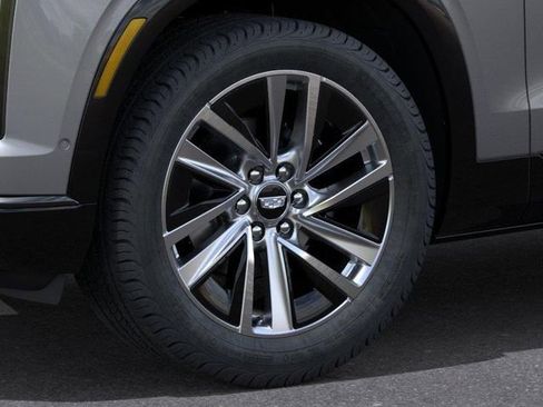 New 2026 Cadillac Vistiq Sport w/ LPO, Floor Liner Package AWD/4WD image 9