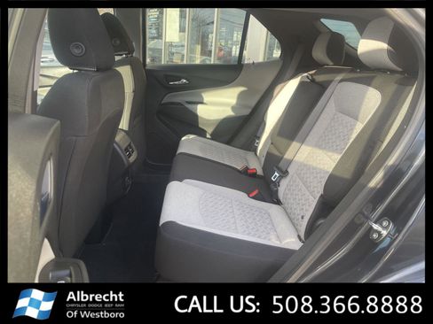 Used 2022 Chevrolet Equinox LS w/ LS Convenience Package image 13