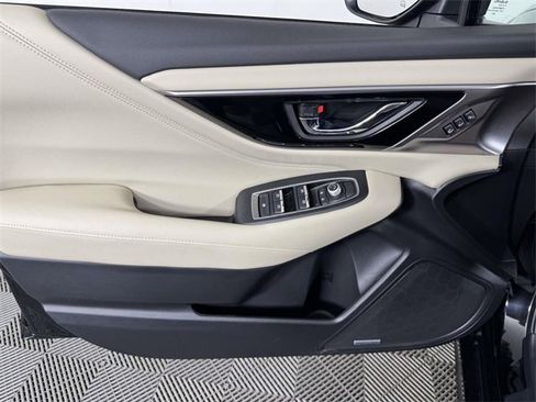 Certified 2025 Subaru Legacy Limited image 17