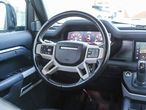 Used 2021 Land Rover Defender 110 X-Dynamic SE AWD/4WD image 17
