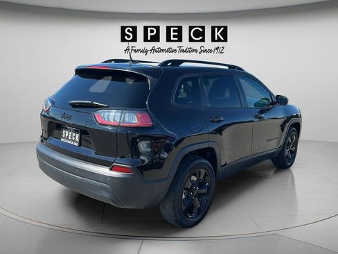 Used 2021 Jeep Cherokee Latitude Plus AWD/4WD image 5