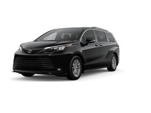 New 2026 Toyota Sienna XLE image 1