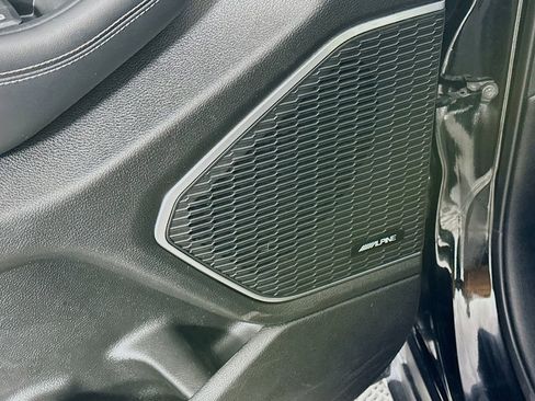 Certified 2025 Jeep Grand Cherokee L Limited w/ Luxury Tech Group II image 30