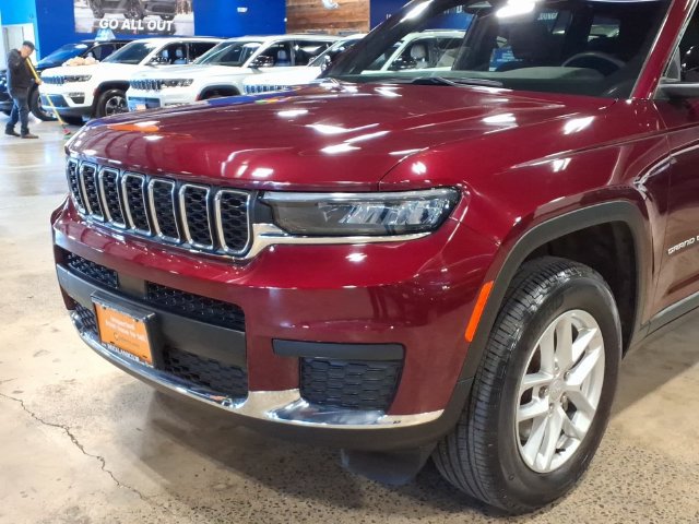 Used 2024 Jeep Grand Cherokee L Laredo w/ Luxury Tech Group I AWD/4WD image 9