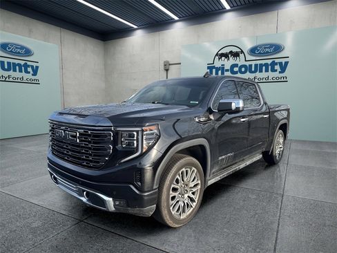 Used 2024 GMC Sierra 1500 Denali Ultimate image 3