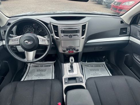 Used 2011 Subaru Legacy 2.5i Premium image 10