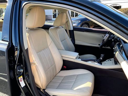 Used 2016 Lexus ES 350 image 9