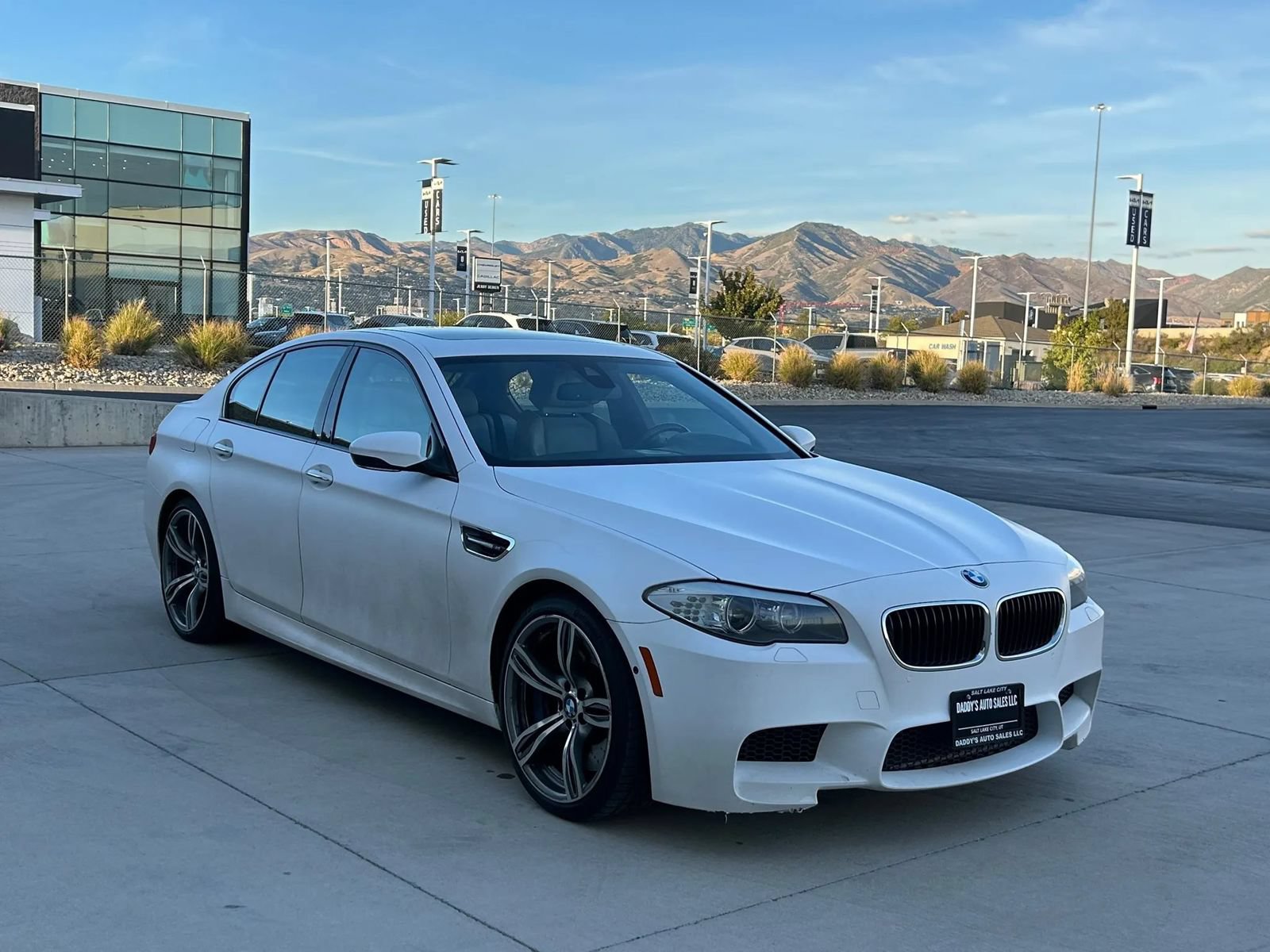 Used 2013 BMW M5 RWD image 8