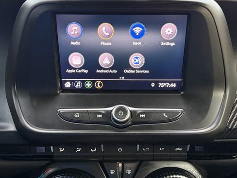 Used 2020 Chevrolet Camaro LT RWD image 31