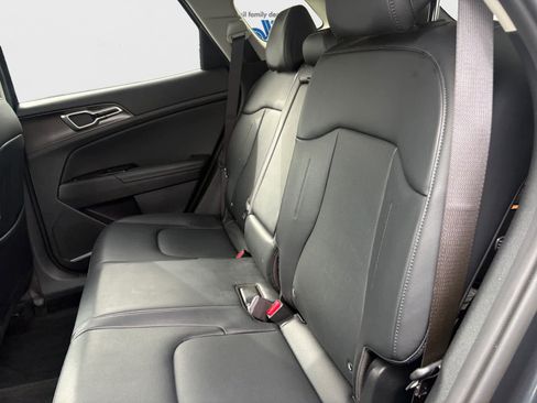 Used 2023 Kia Sportage EX AWD/4WD image 14