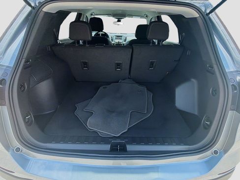 Used 2023 Chevrolet Equinox LS w/ LS Convenience Package image 21