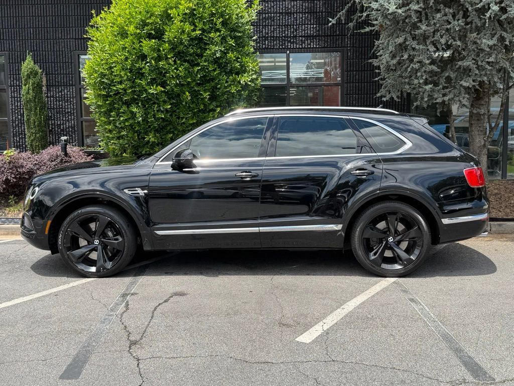 Used 2019 Bentley Bentayga AWD/4WD image 9