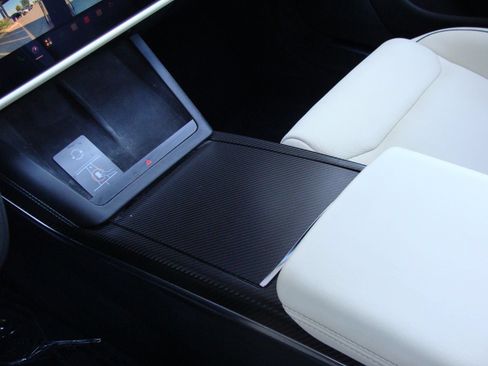 Used 2023 Tesla Model S Plaid AWD/4WD image 22